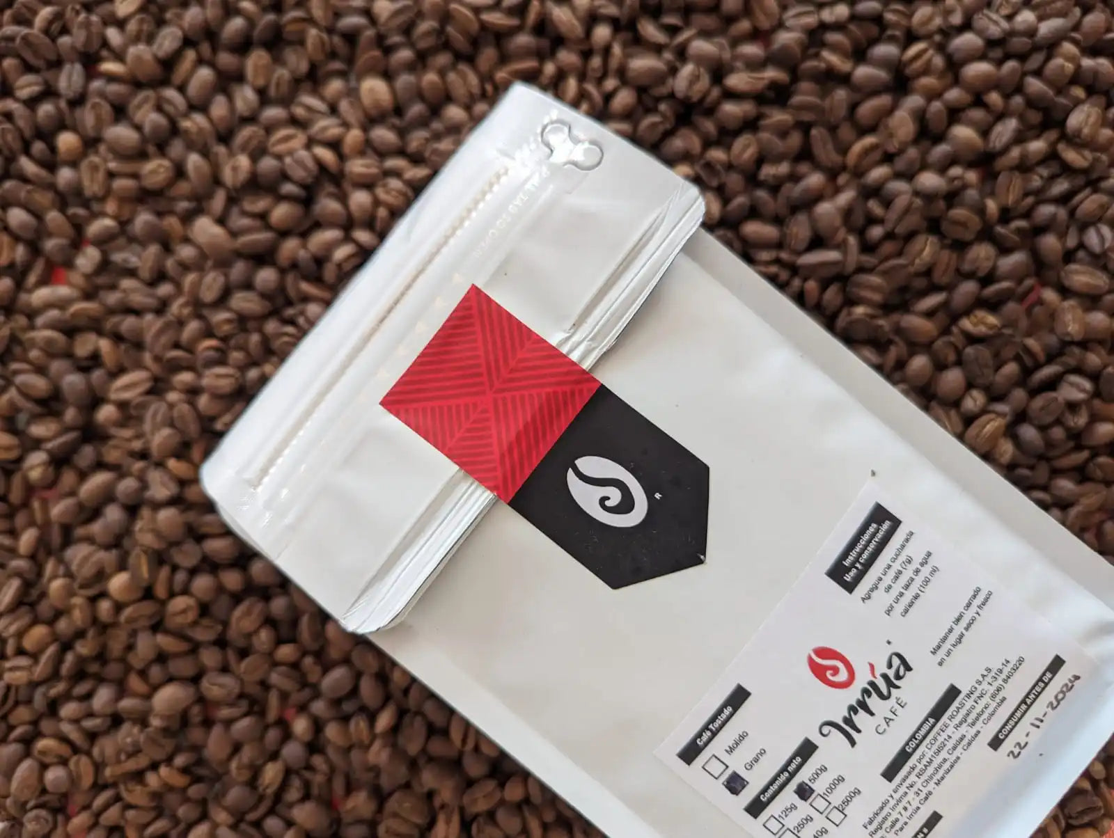 Caffè speciale IRRÚA - Caffè dalla Colombia (SCA 84.5) - Chicchi di caffè tostati naturali 100% Arabica