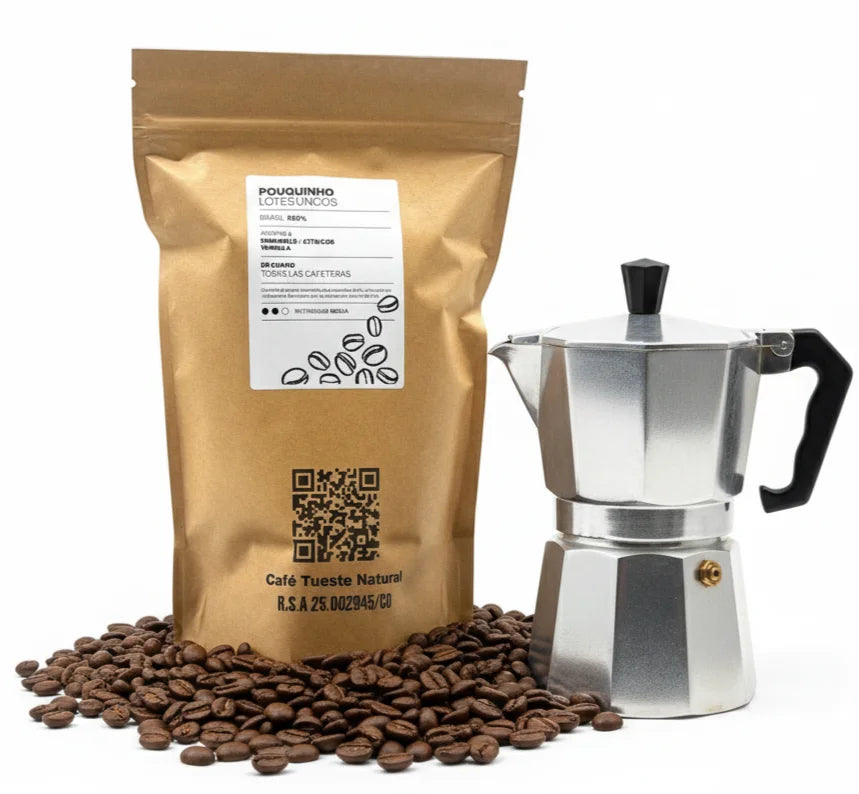 CAFÈ SENZA INTERMEDIARI |   Chicchi di caffè Pouquinho |   Tostatura settimanale |   Imballaggio per la spedizione |   Intensità media |   Caffè brasiliano